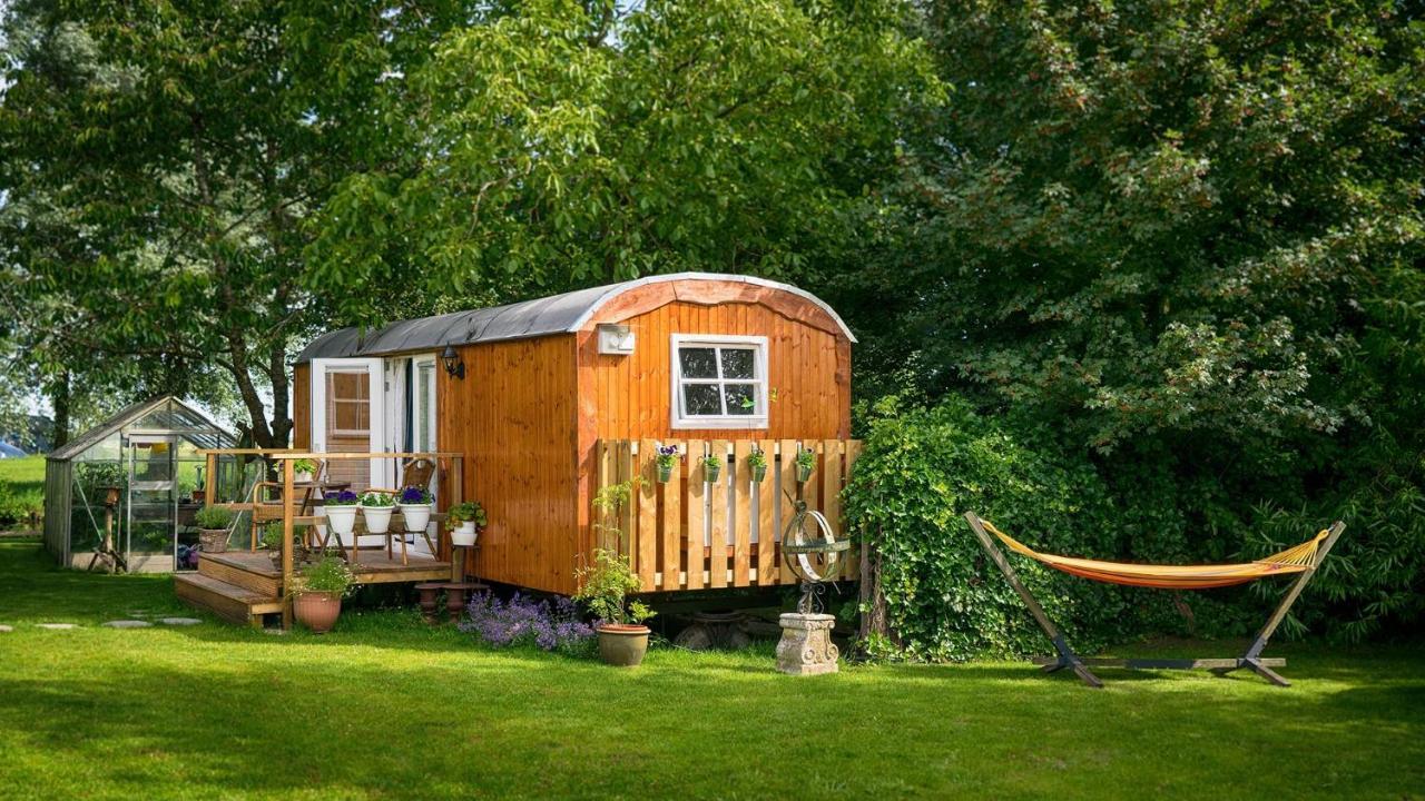 B&B Hetvrijdagsgevoel 斯内克 外观 照片