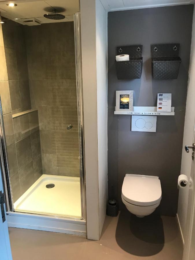 B&B Hetvrijdagsgevoel 斯内克 外观 照片